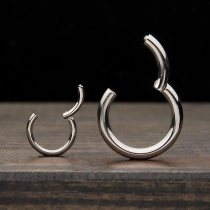 Titanium Hinged Clicker